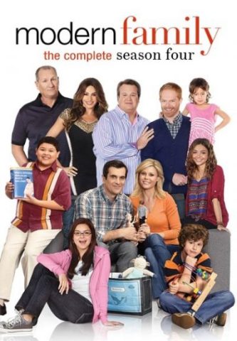 مسلسل Modern Family الموسم الرابع ( 2012 ) كامل مترجم برابط واحد لينك مباشر