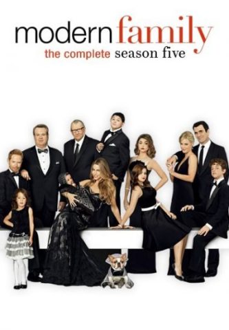 مسلسل Modern Family الموسم الخامس ( 2013 ) كامل مترجم برابط واحد لينك مباشر